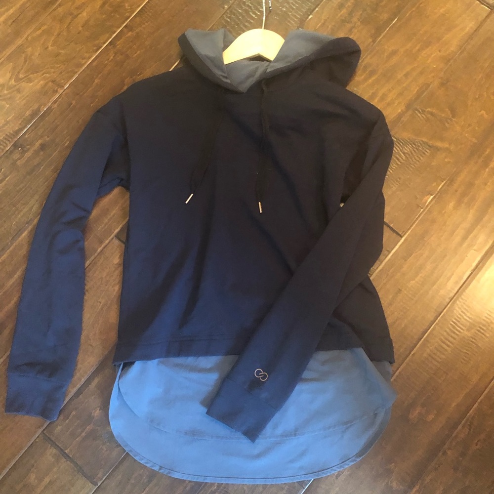 Calia by Carrie Underwood Double Layer sweatshirt
